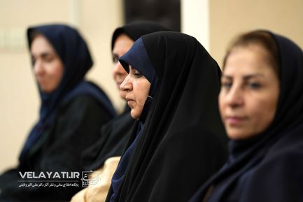 دیدار دکتر ولایتی با پرستاران بیمارستان مسیح دانشوری