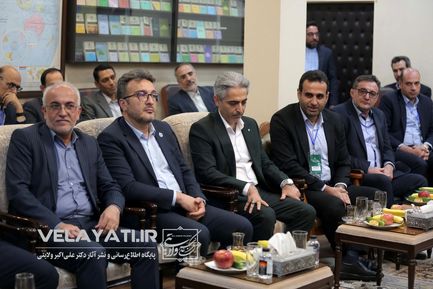 دیدار رئیس ، معاونین و مدیران دانشگاه آزاد اسلامی با دکتر ولایتی