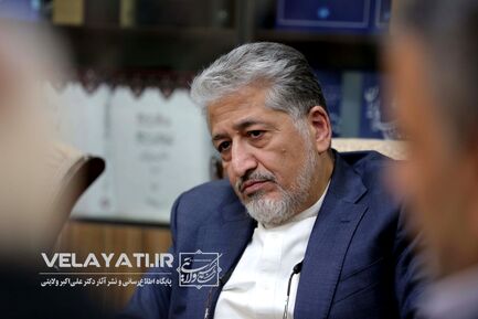 دیدار رئیس ، معاونین و مدیران دانشگاه آزاد اسلامی با دکتر ولایتی