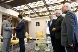 در 30 سال گذشته زندگی در شرایط تحریم را به خوبی آموخته‌ایم