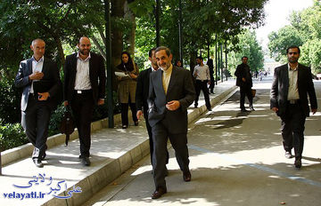 تصاویر/حاشیههای حضور دکتر ولایتی در دانشگاه تهران