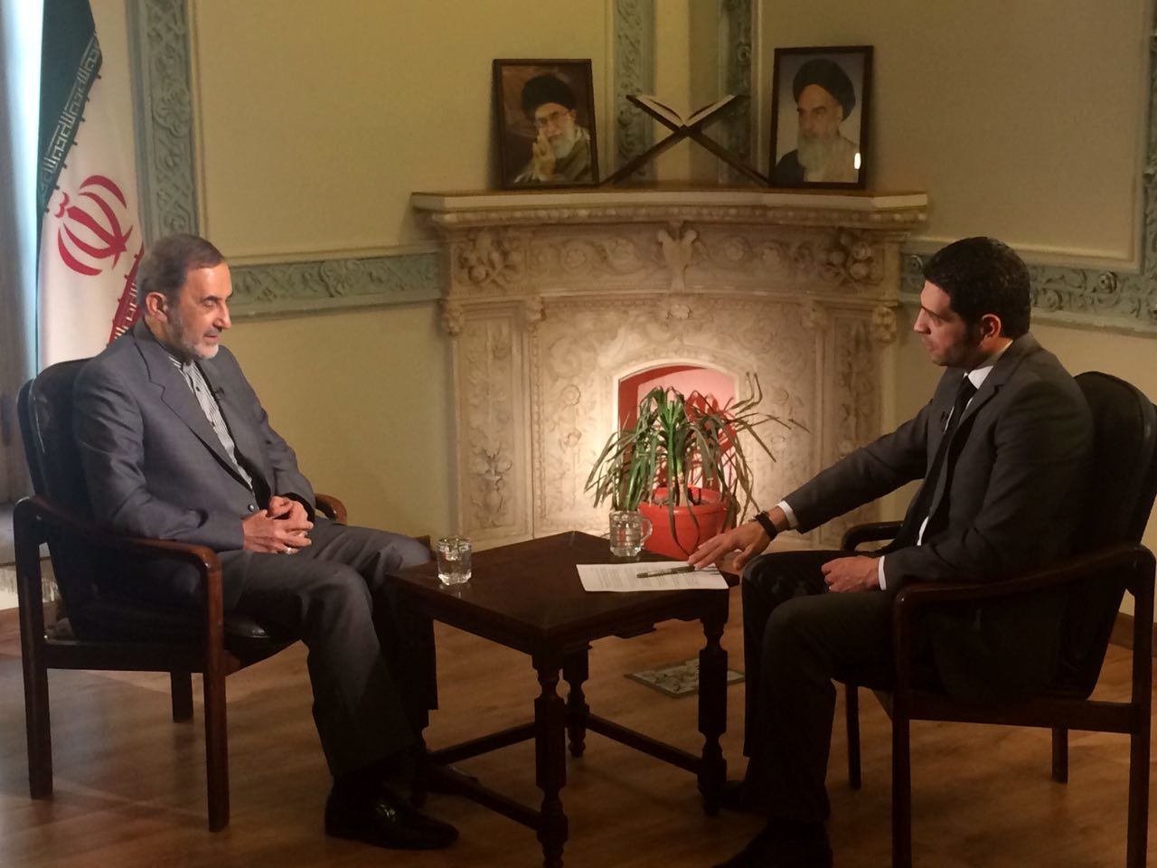 مسئولان هیچ کشوری نمی توانند برای ایران تصمیم بگیرند