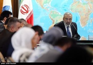 سخنان رهبري فصل الخطاب سياست منطقه‌اي جمهوري اسلامي است