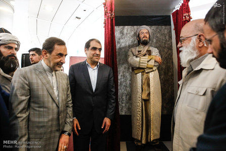 مراسم رونمایی از مجسمه شیخ‌الرئیس ابوعلی‌سینا/عکس