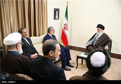 تصاویر دیدار مقام معظم رهبری با عبدالله عبدالله و حضور دکتر ولایتی