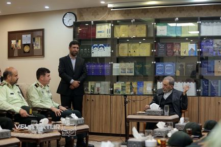 دیدار فرمانده حفاظت از شخصیت‌ها و دژبان فراجا با دکتر ولایتی