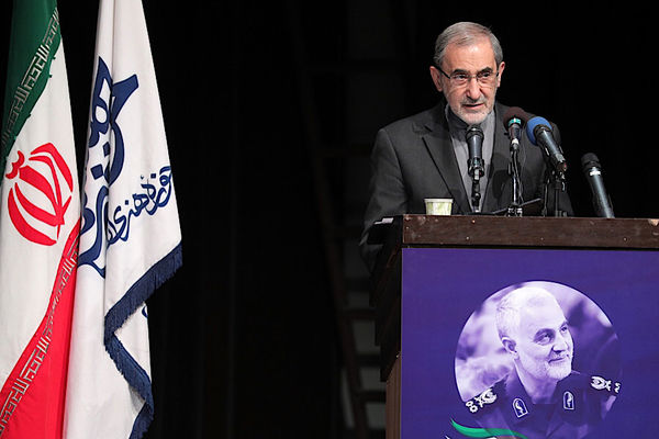 انقلاب بزرگ اسلامى، تمام مسلمانان و آزادیخواهان دنیا را امیدوار کرد