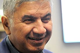 پیام تسلیت دکتر ولایتی در پی درگذشت کاظم پور اردبیلی