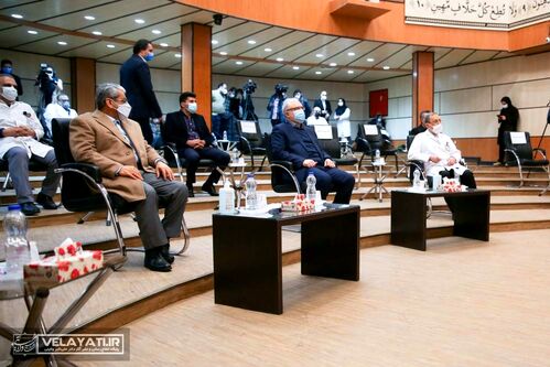 YWFiUZiSp7uF