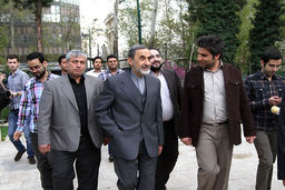 اولین نشست خبری در سال 92