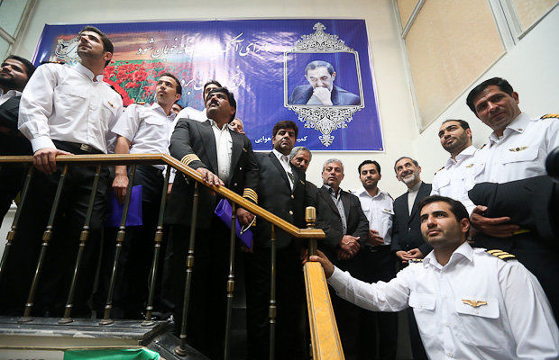 دیدار با خلبانان و نخبگان صنعت هوایی