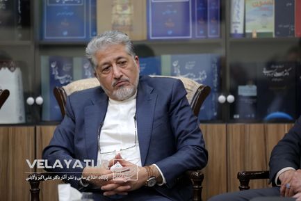 دیدار رئیس ، معاونین و مدیران دانشگاه آزاد اسلامی با دکتر ولایتی